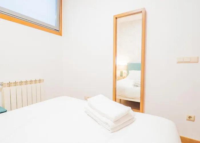 Ybh Lopez De Neira 42, 1 Daire Vigo