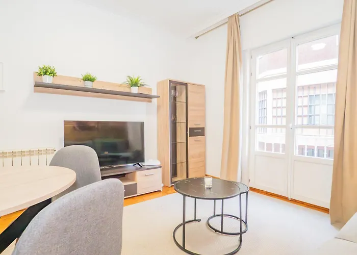 Ybh Lopez De Neira 42, 1